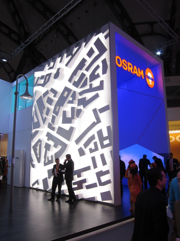 120417_LightAndBldg 261