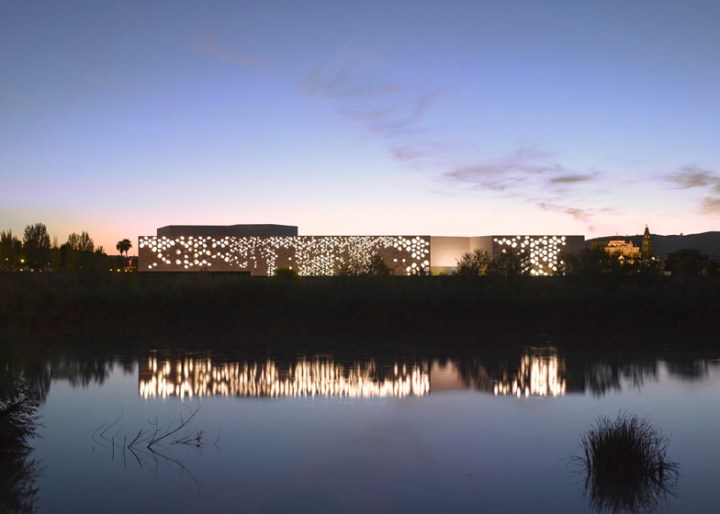 Dezeen_Contemporary-Art-Centre-Córdoba-by-Nieto-Sobejano-Arquitectos_ss_2