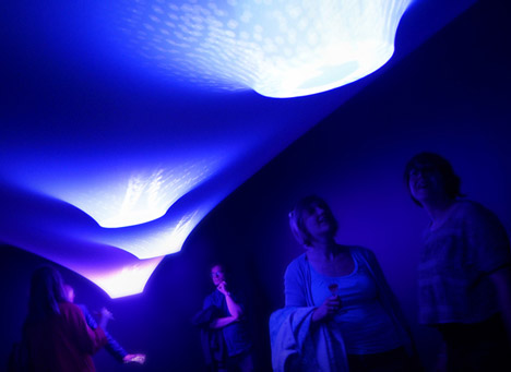 dezeen_Parametric-Space-by-Zaha-Hadid-Architects_3