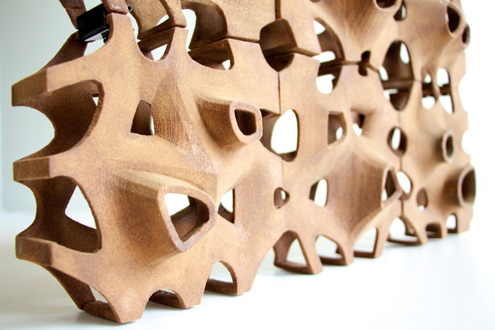 emergent objects poroso2