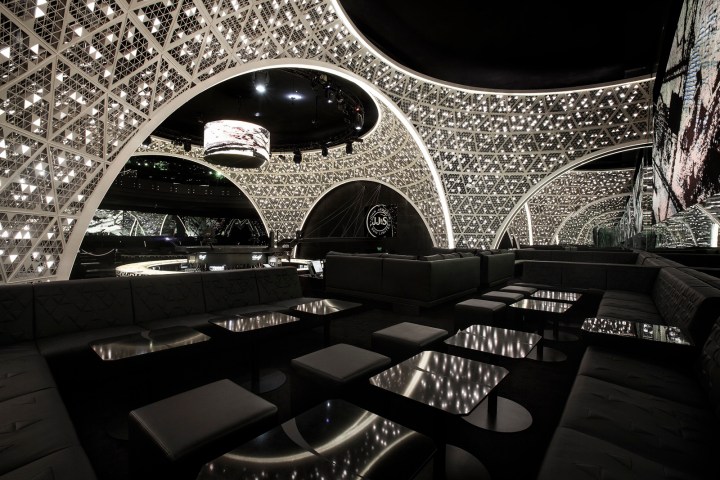 night flight_009_third_level