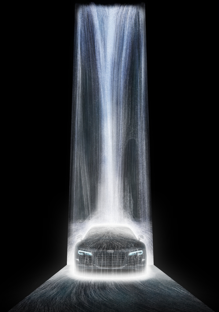 teamlab The-Waterfall-on-Audi-R8