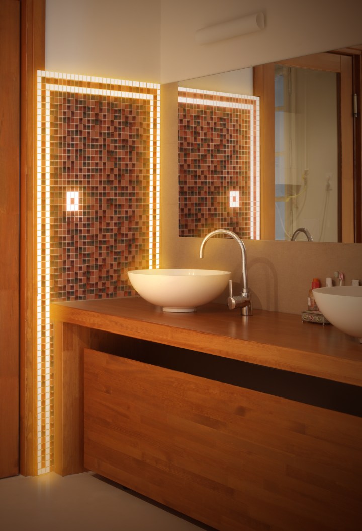 mosaic lights furdoszoba