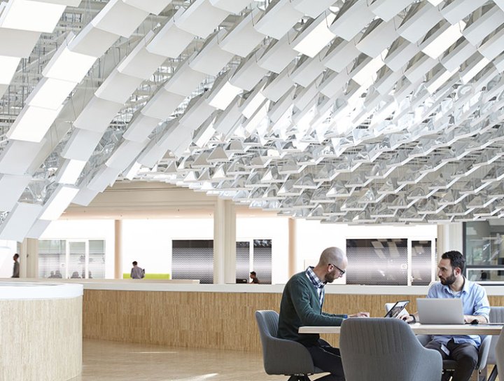 darc 6-HTC48-Atrium_working