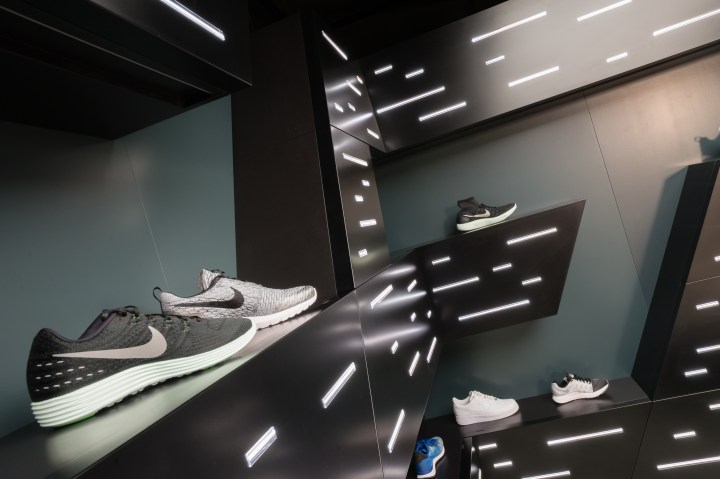 031-luminous-textile