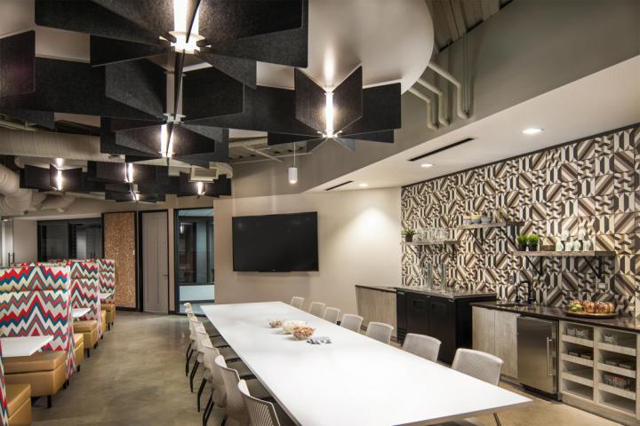 3form-lightart-healthgrade-acoustic-echo-1920-4