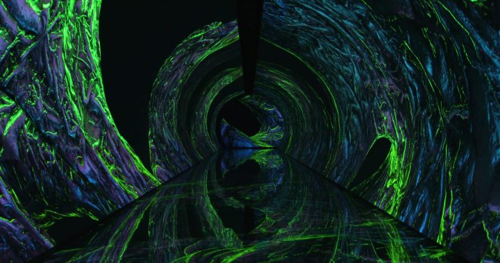 BALENCIAGA-summer-19-show-3-2000x1055